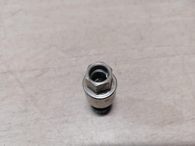 Almera G15 датчик кондиционера