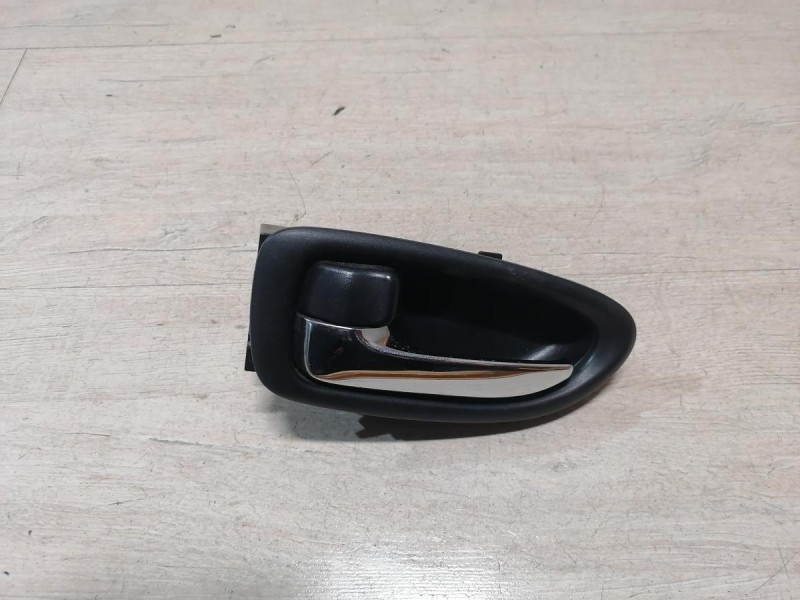 Almera G15 ручка двери внутренняя левая