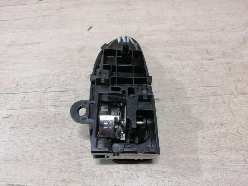Almera G15 ручка двери внутренняя левая