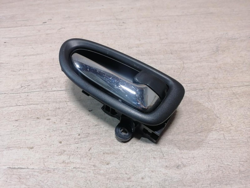 Almera G15 ручка двери внутренняя правая