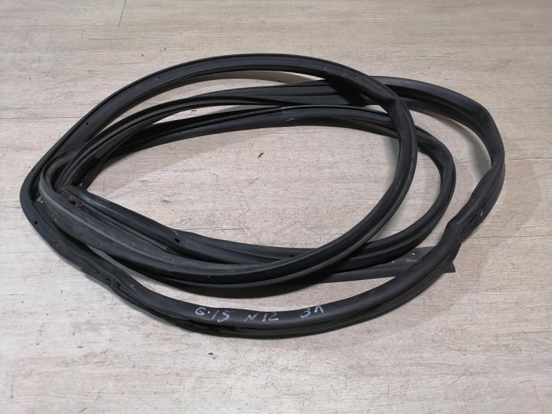 Almera G15 уплотнитель двери задний левый