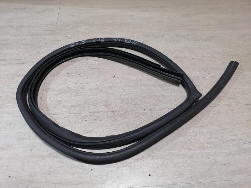 Almera G15 уплотнитель дверного проема задний правый