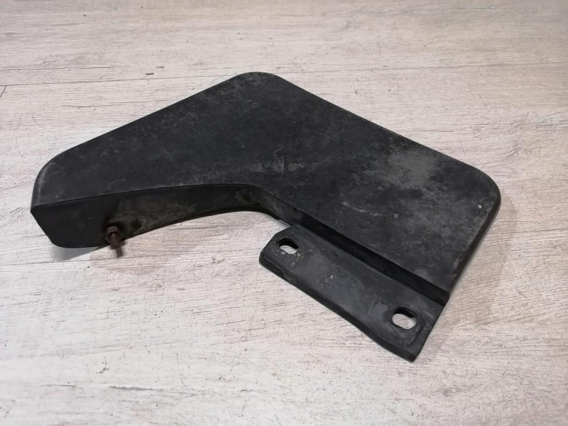 Niva №2 брызговик задний левый