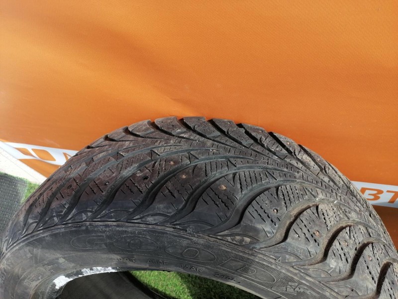 Octavia №3 шина 205/55 R16 Goodyear зима шипы