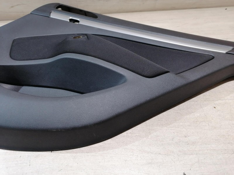 Octavia обшивка двери задняя правая эл