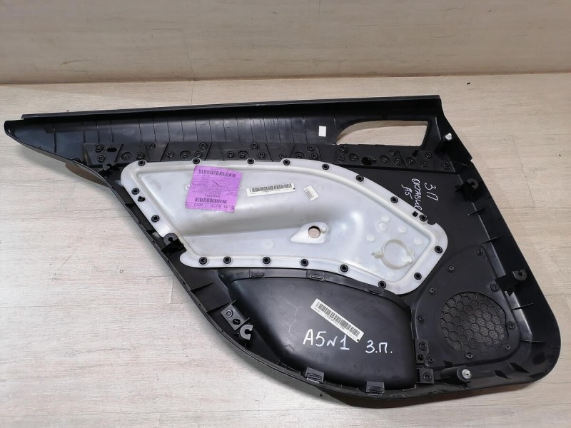 Octavia обшивка двери задняя правая эл