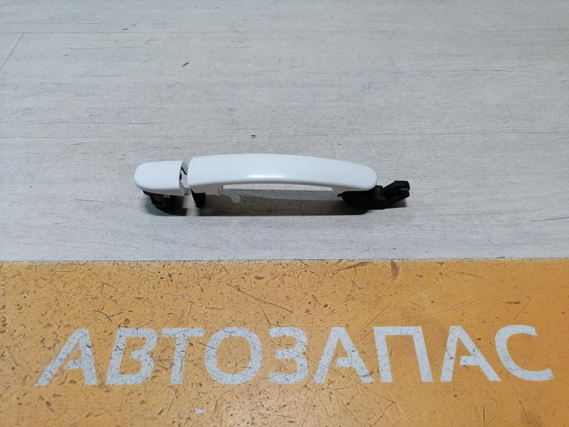 Octavia ручка двери наружная