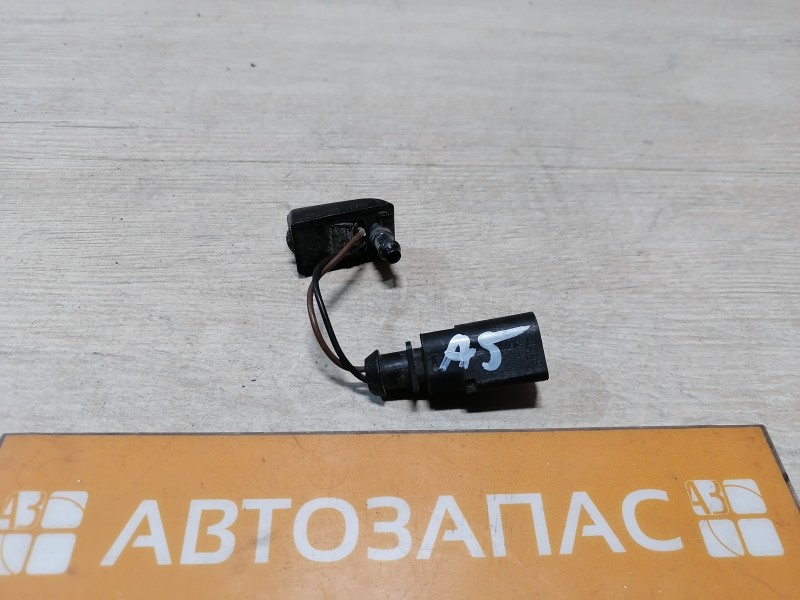 Octavia форсунка омывателя лобового стекла с подогревом комплект