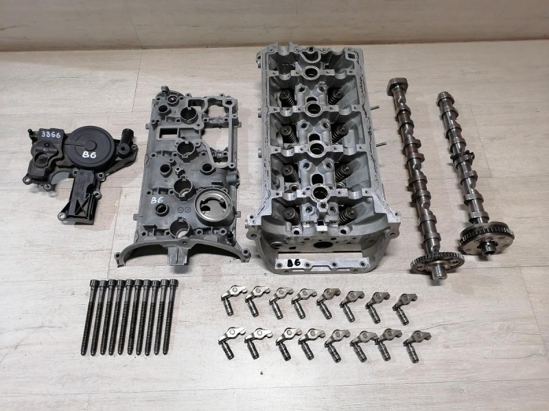 Passat B6 П головка в сборе 1.8 деф