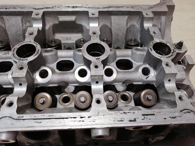 Passat B6 П головка в сборе 1.8 деф
