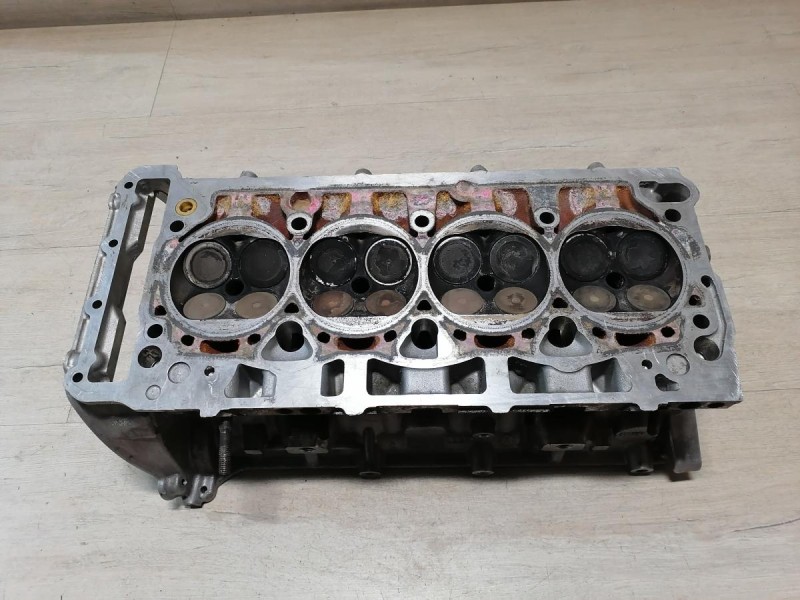 Passat B6 П головка в сборе 1.8 деф