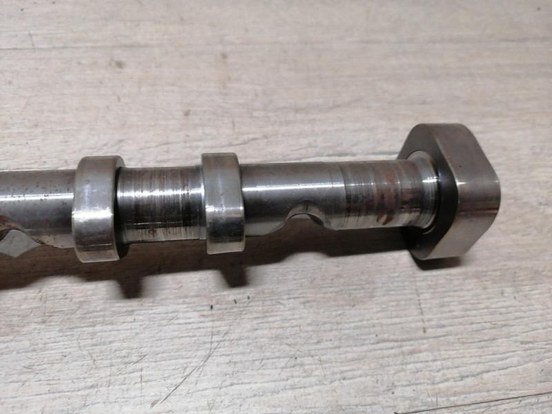 Passat B6 П головка в сборе 1.8 деф