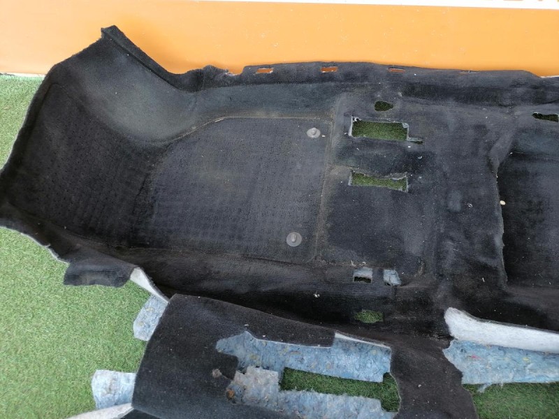 Passat B6 пол салона