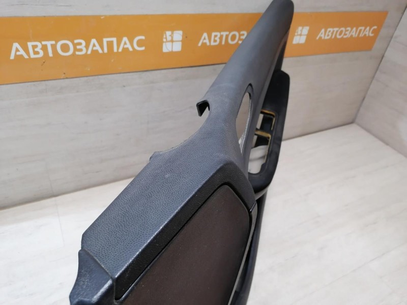 Peugeot 307 обшивка двери передняя правая