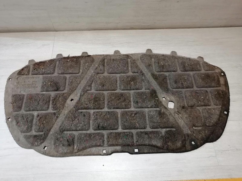 Polo №2 шумоизоляция капота