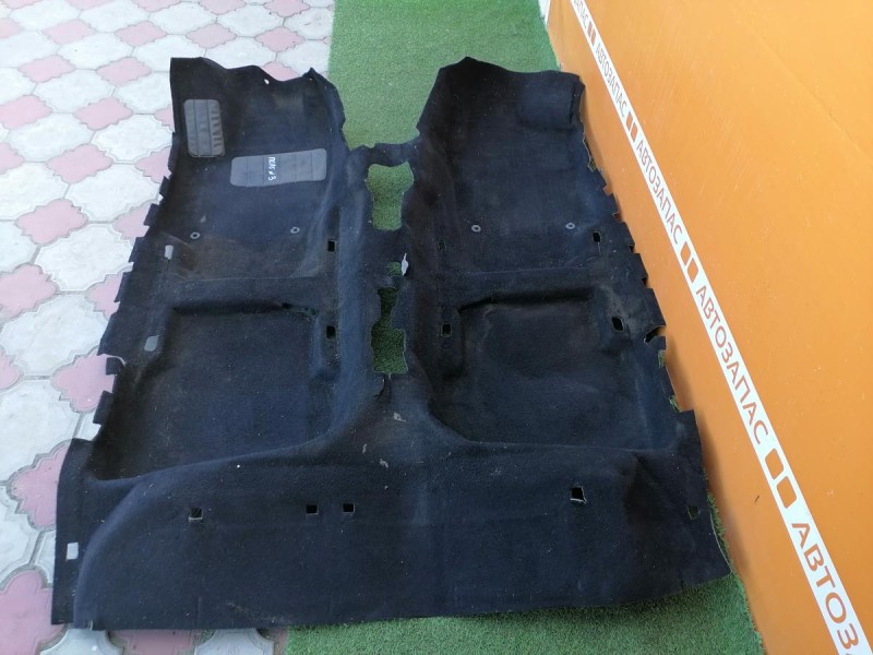 Polo №3 пол салона