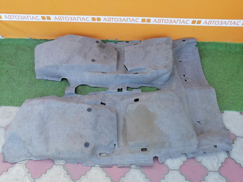 Polo №3 пол салона