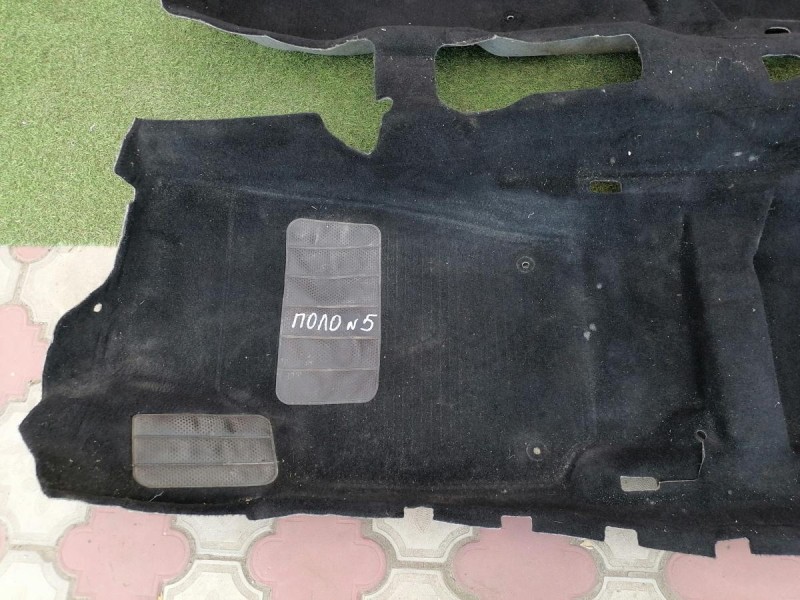 Polo №5 пол салона