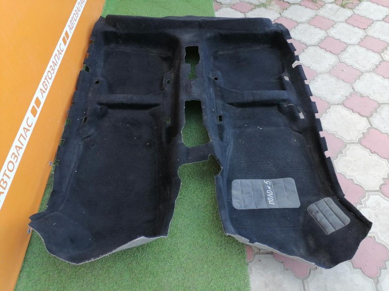 Polo №5 пол салона