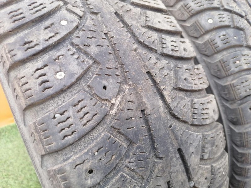 Polo №5 шина 185/65 R15 нокиан шипы плохая