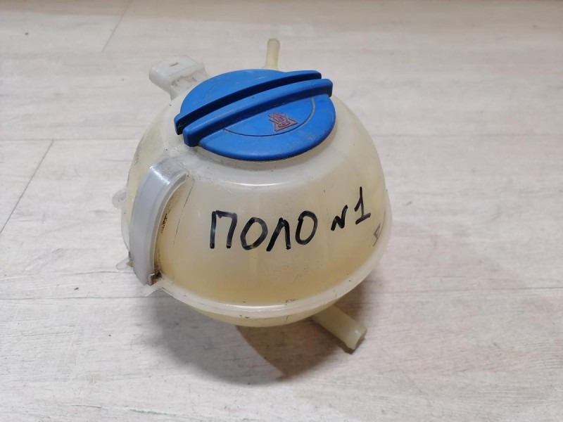 Polo бачок расширительный