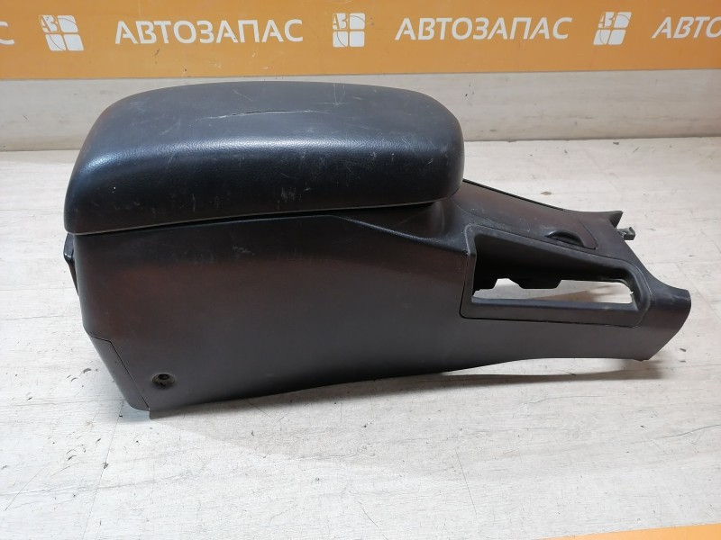 Primera P12 консоль центральная подлокотник