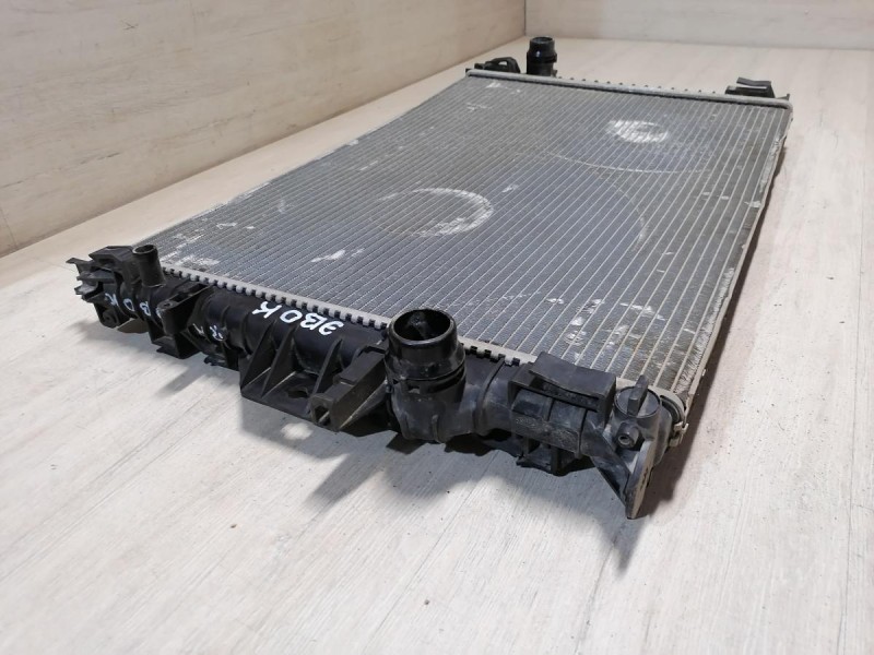 Rover Evoque П радиатор охлаждения двигателя