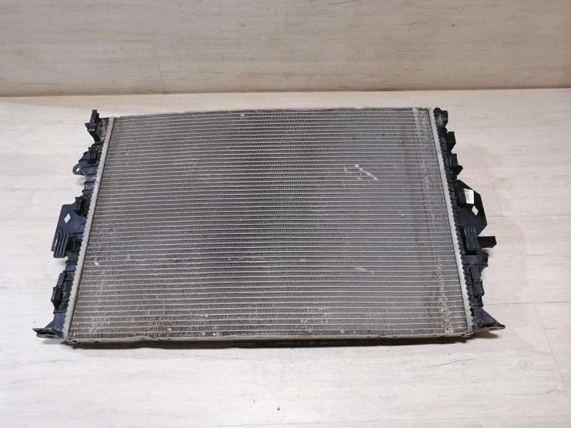 Rover Evoque П радиатор охлаждения двигателя