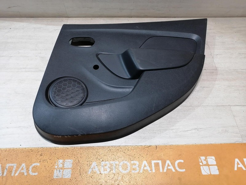 Logan 2 обшивка двери задняя правая мех деф