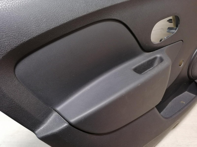 Logan 2 обшивка двери передняя левая мех