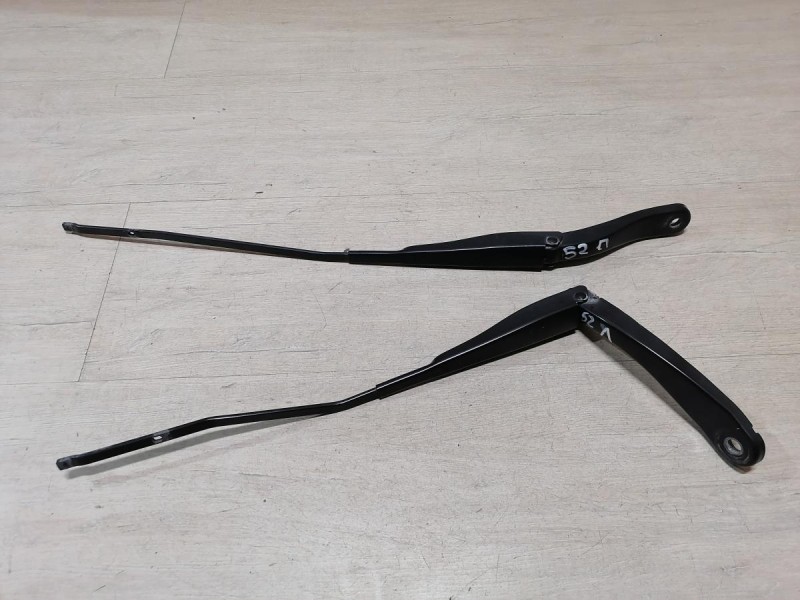 Logan 2 поводок дворника левый прямой