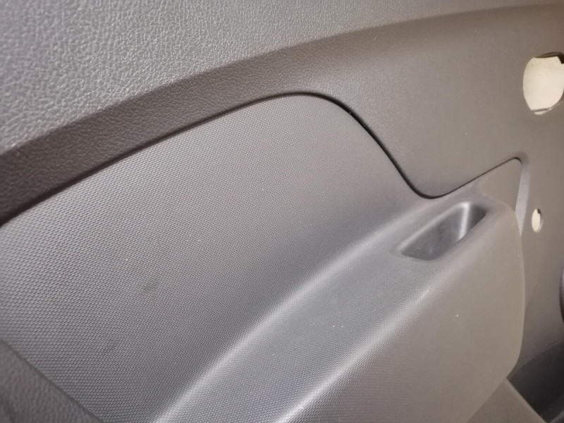 Logan 2 обшивка двери задняя левая мех деф