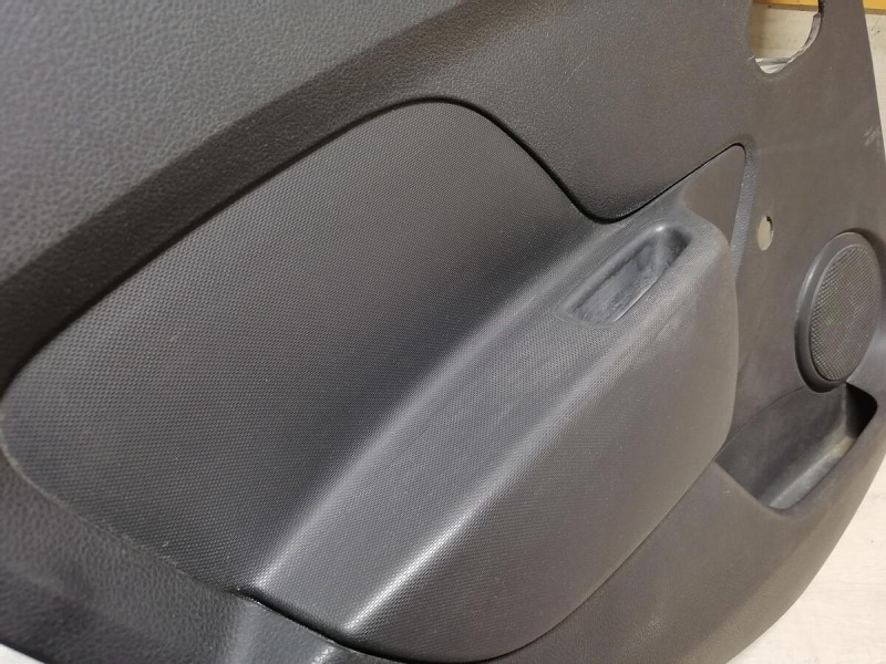 Logan 2 обшивка двери задняя левая мех деф