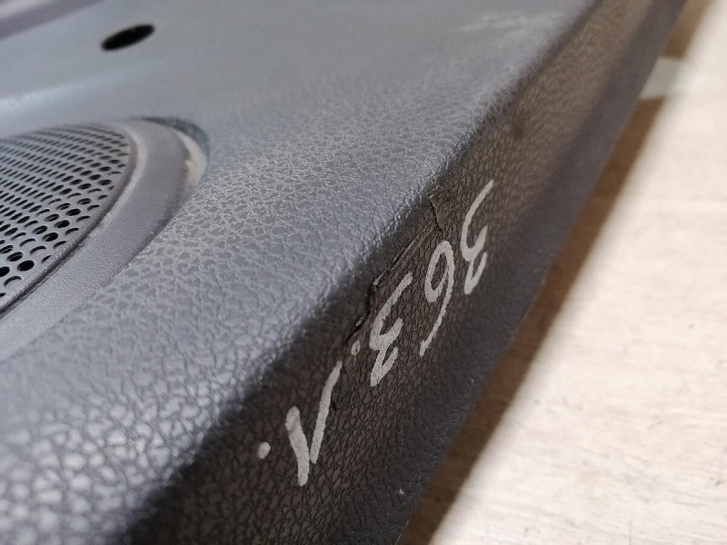 Logan 2 обшивка двери задняя левая мех деф