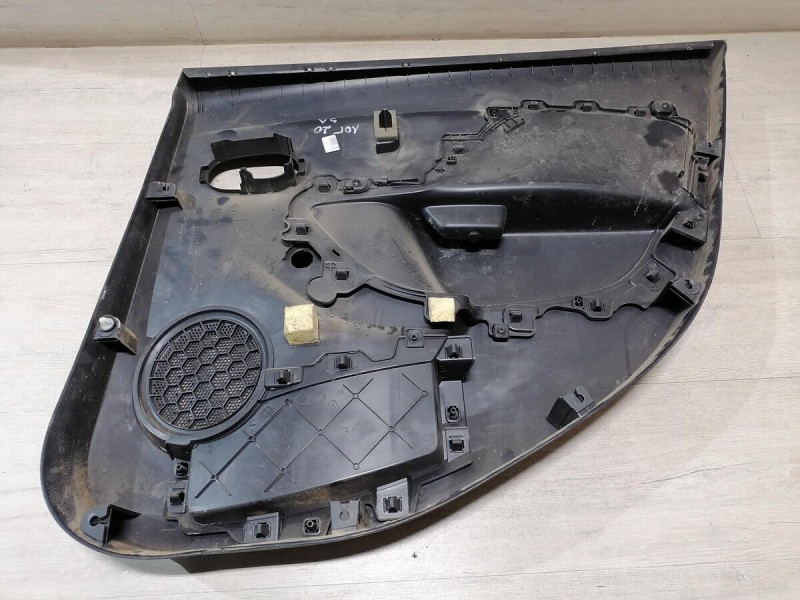 Logan 2 обшивка двери задняя левая мех