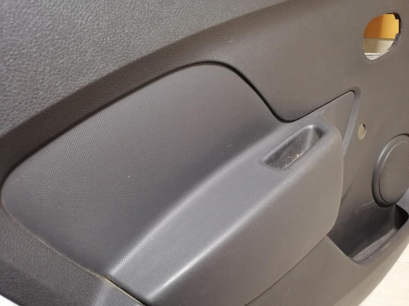 Logan 2 обшивка двери задняя левая мех