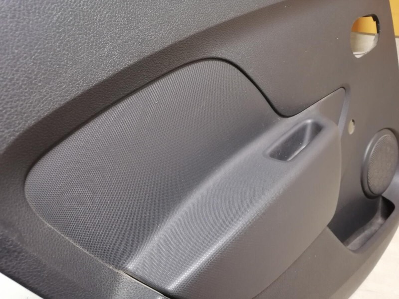 Logan 2 обшивка двери задняя левая мех