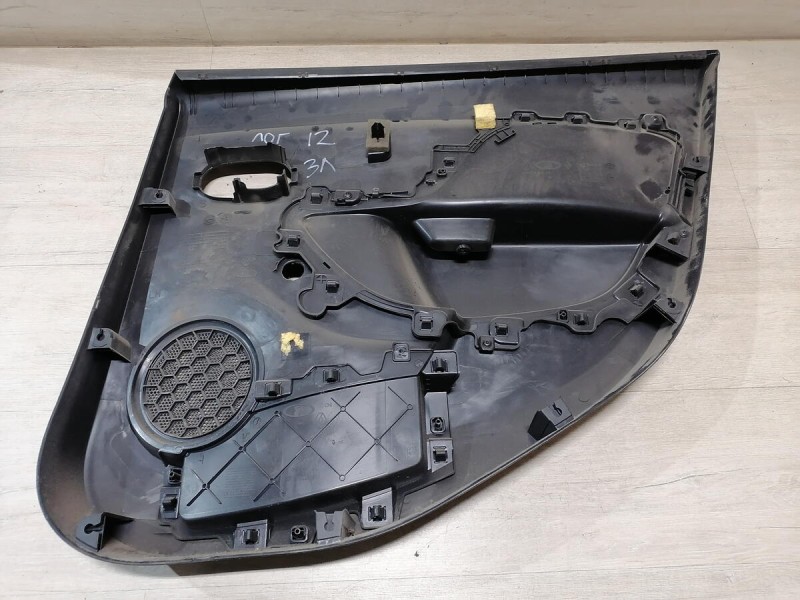 Logan 2 обшивка двери задняя левая мех