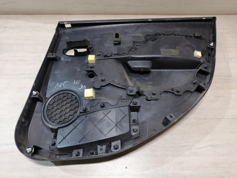 Logan 2 обшивка двери задняя левая мех