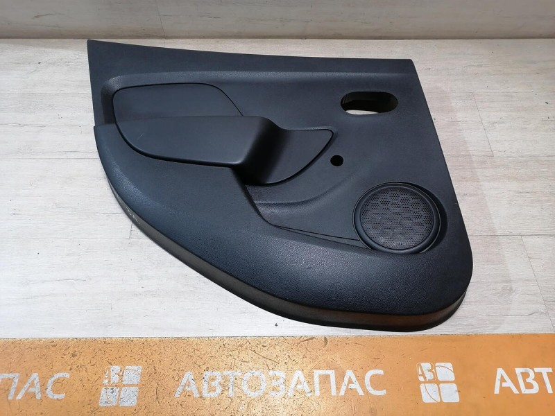 Logan 2 обшивка двери задняя левая мех