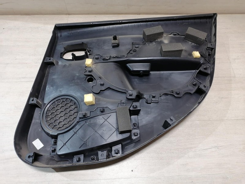 Logan 2 обшивка двери задняя левая мех