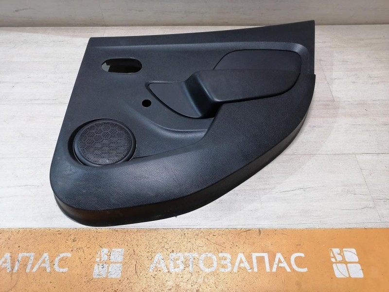 Logan 2 обшивка двери задняя правая мех