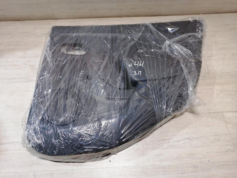 Logan 2 обшивка двери задняя правая мех