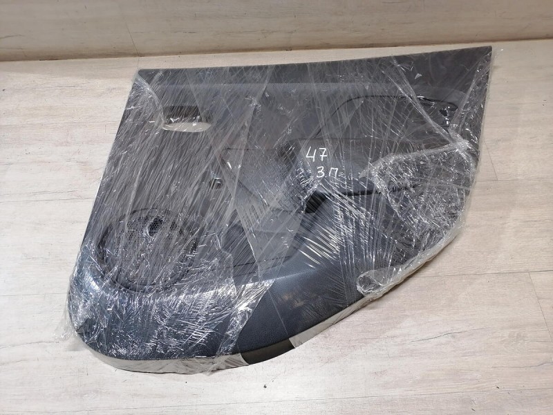 Logan 2 обшивка двери задняя правая мех