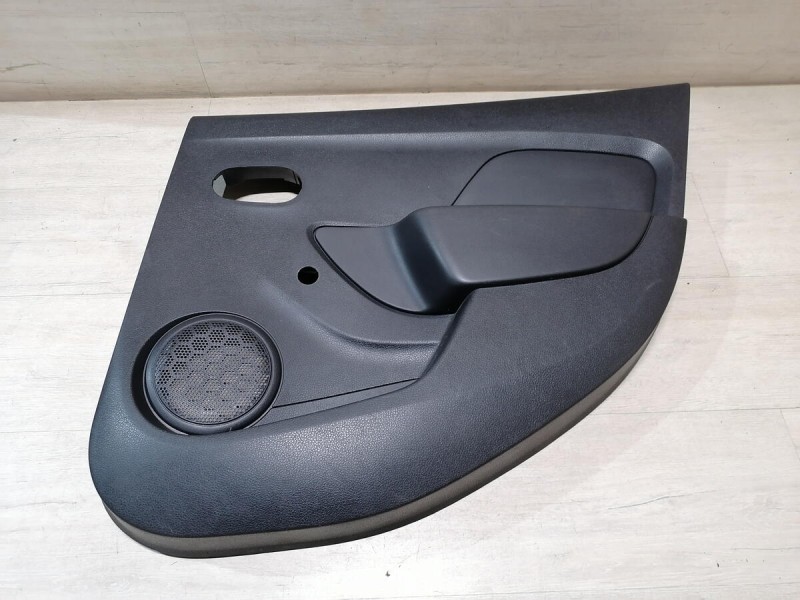 Logan 2 обшивка двери задняя правая мех