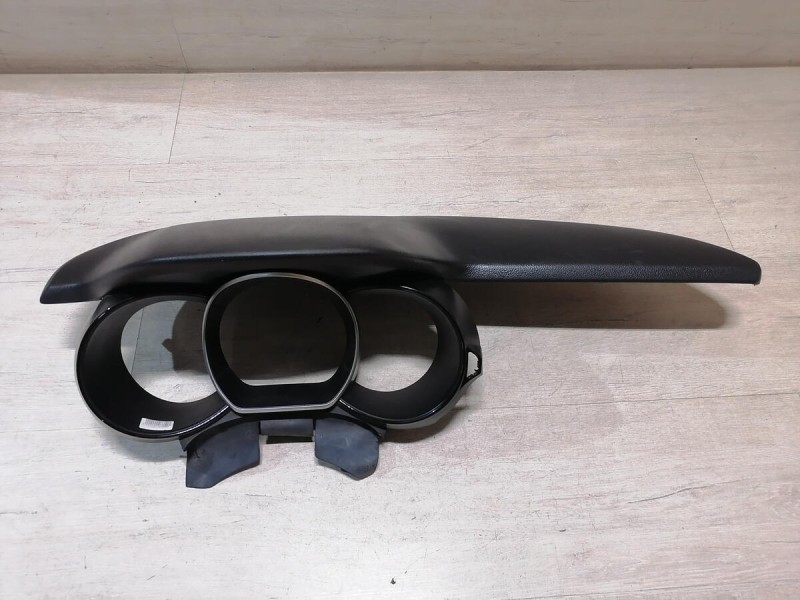 Rio 3 №4 козырек панели приборов