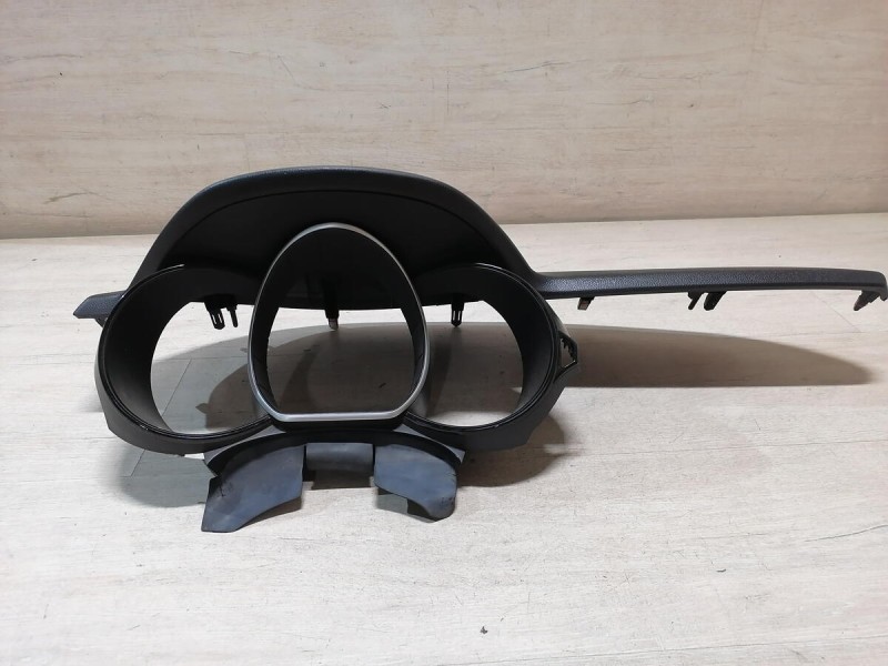 Rio 3 №4 козырек панели приборов