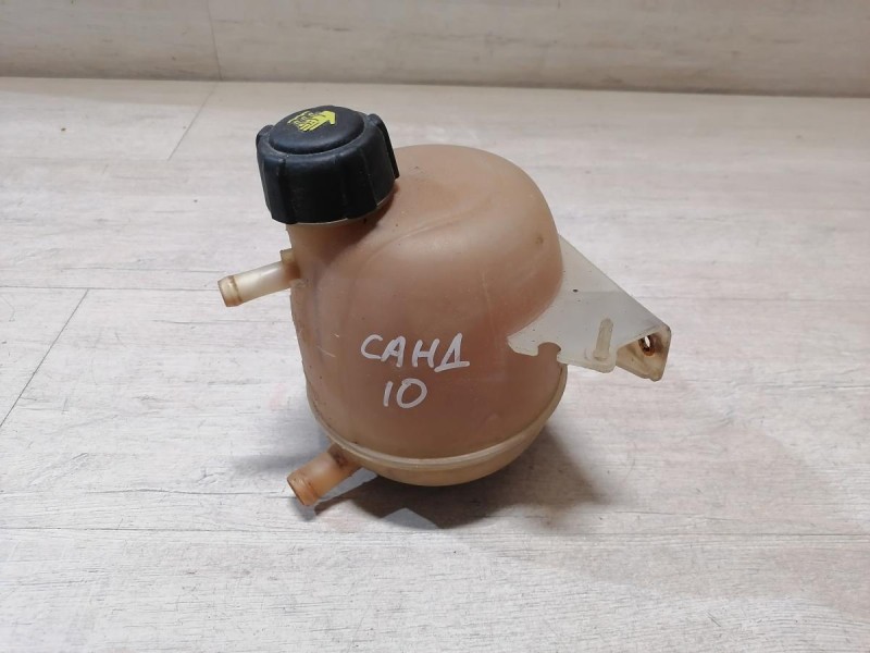 Sandero №10 бачок расширительный