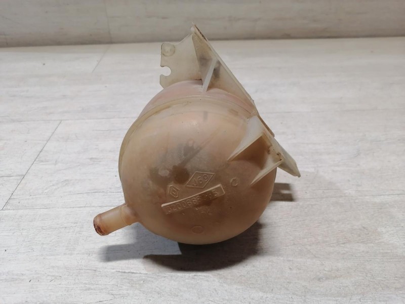 Sandero №10 бачок расширительный