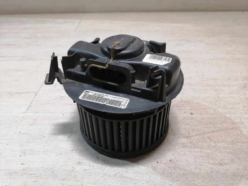 Sandero 1 №10 моторчик печки
